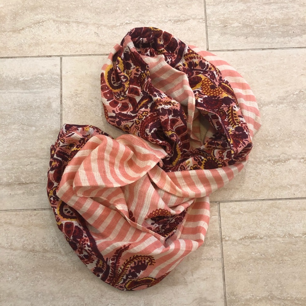 Lovely LOFT Infinity Scarf!